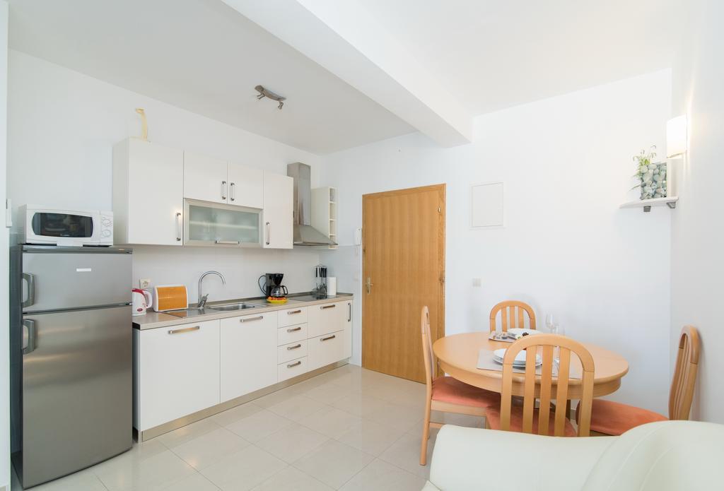 Apartments Grlica Sutivan Exterior photo