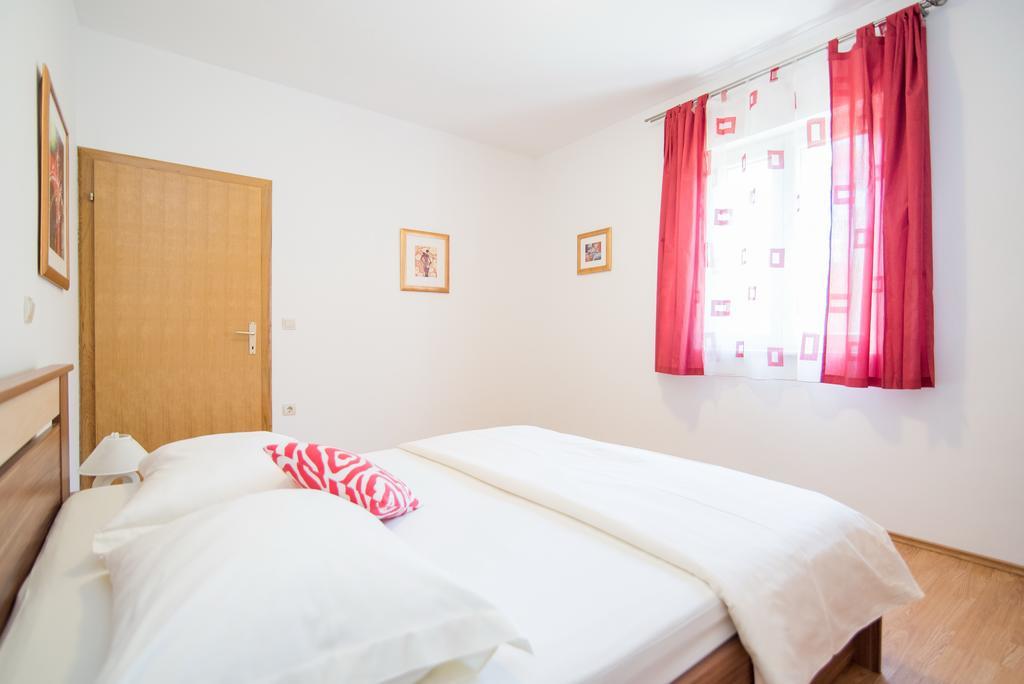 Apartments Grlica Sutivan Exterior photo
